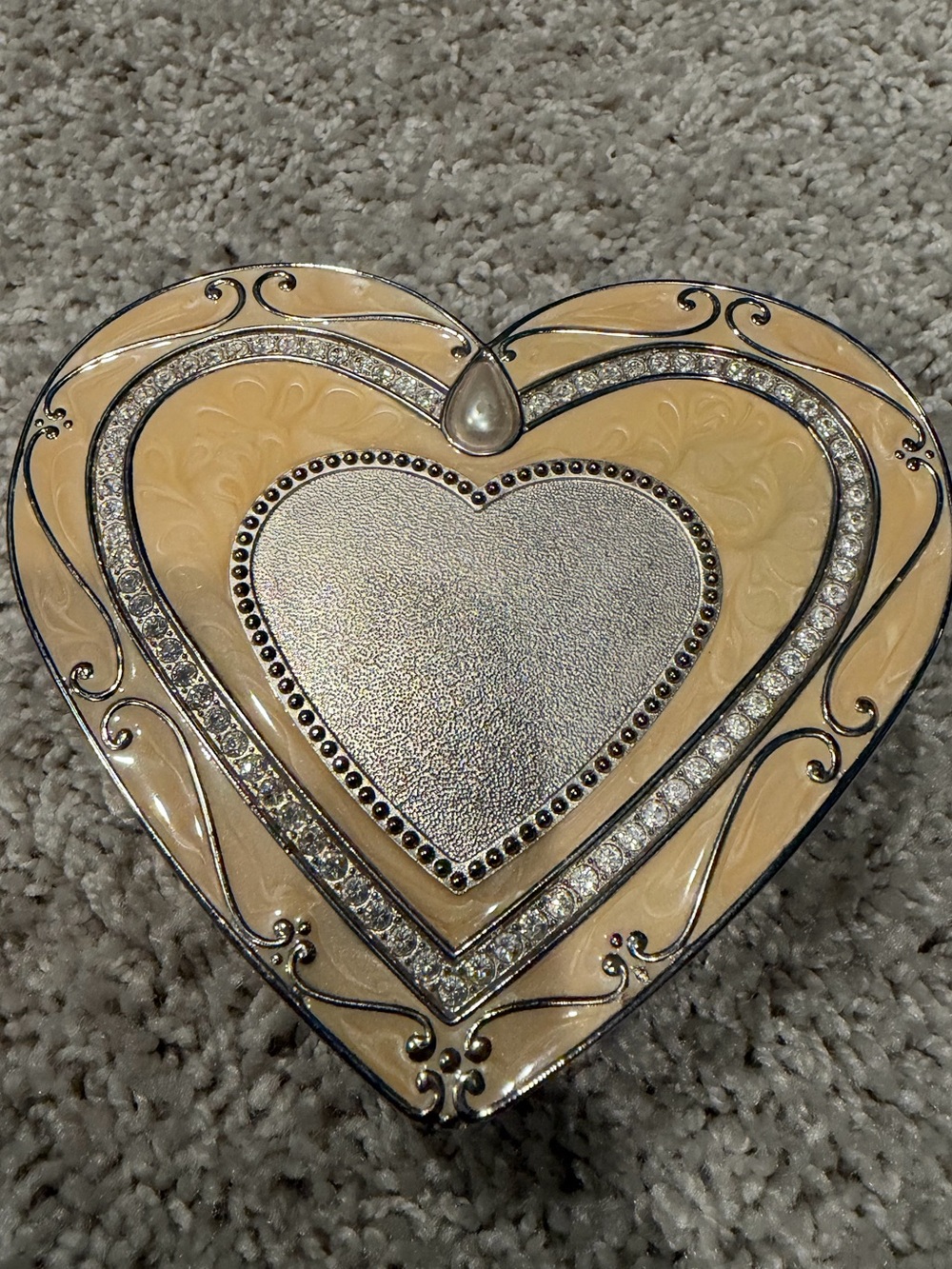 Things Remembered Heart-Shaped Trinket Box in Cream and Silver